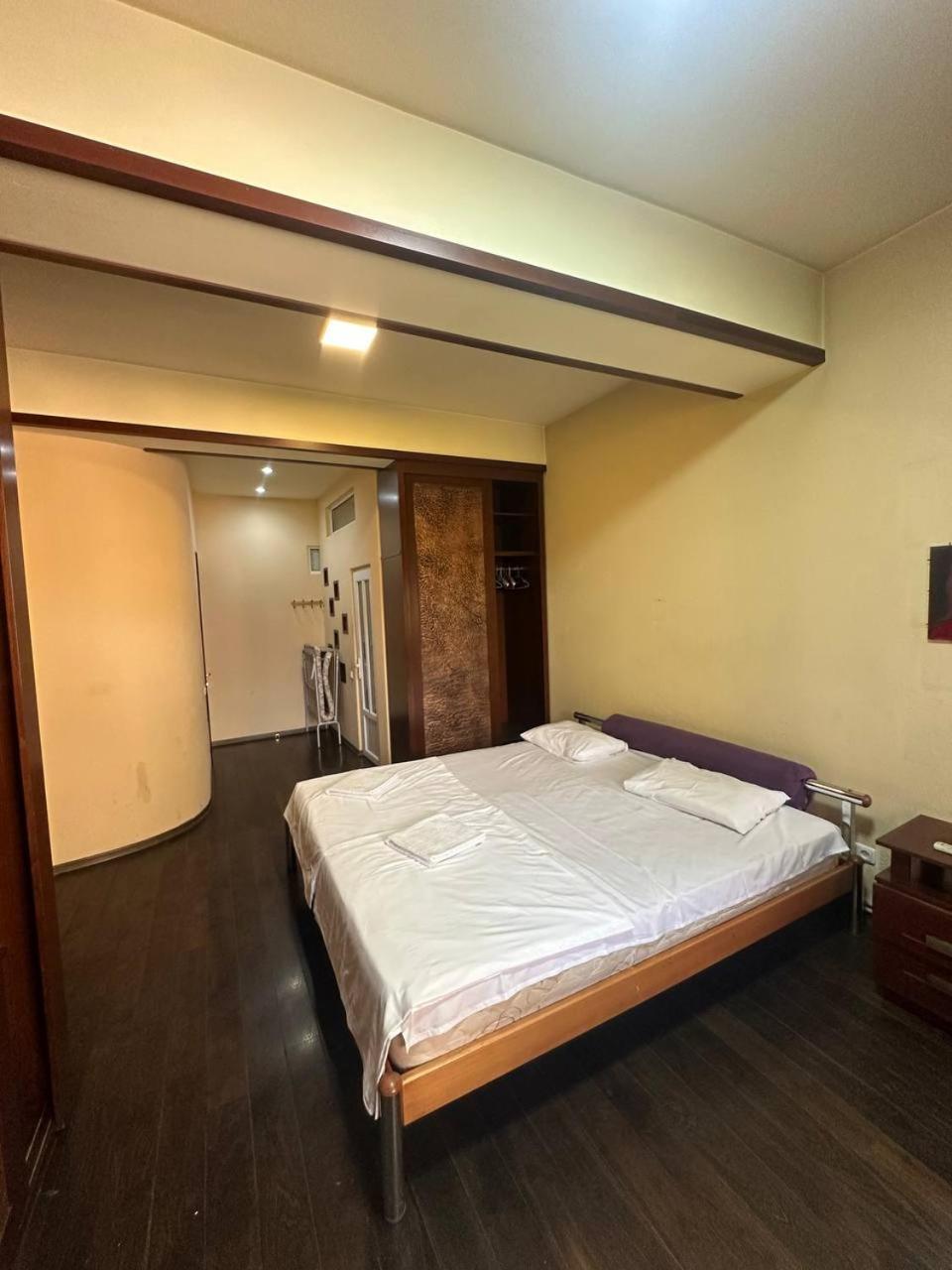 Hotel Costa エレバン エクステリア 写真